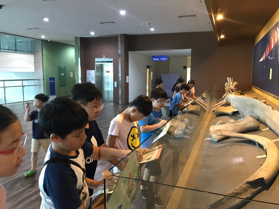 [계룡산자연사박물관] 화석 탐험대 08월 11일 활동사진 썸네일 이미지
