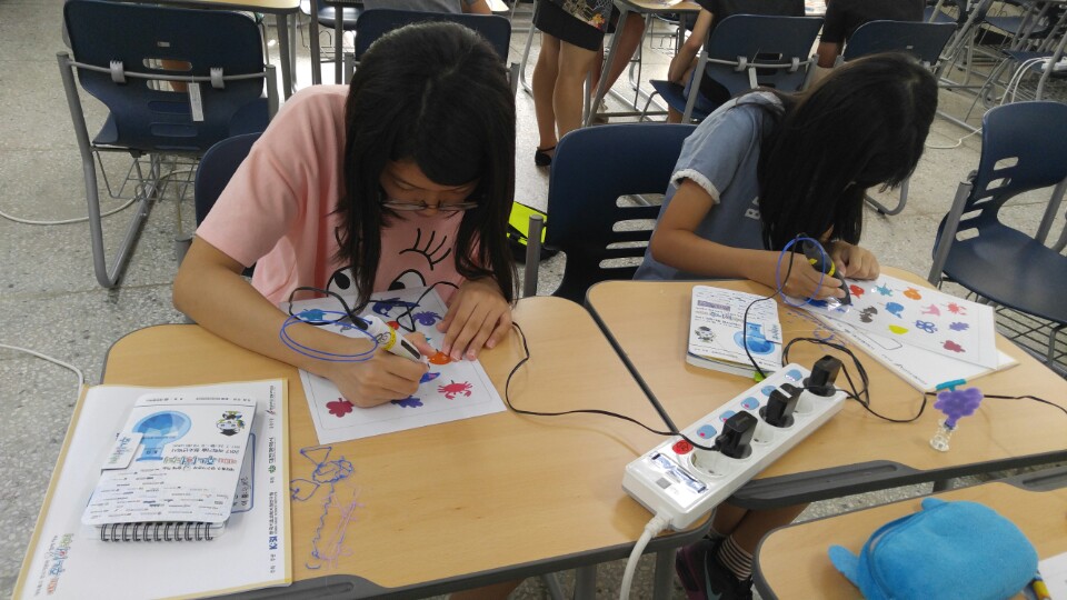 [충남대학교 생활과학교실] 4차 산업혁명과 3D 펜 08월 17일 활동사진 썸네일 이미지