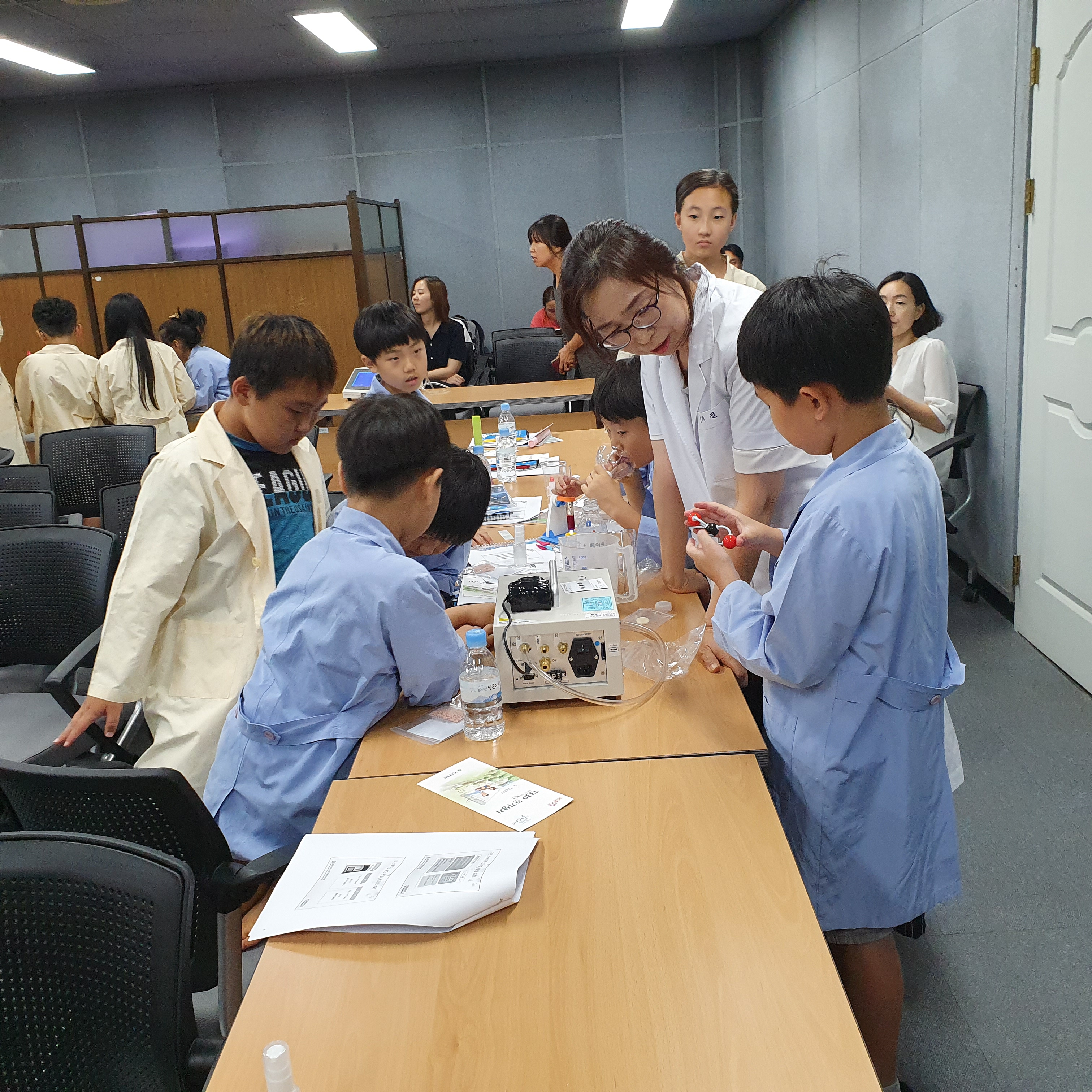 [대전광역시 보건환경연구원] 생활 속의 환경 이야기 (정수처리 과정 체험 및 공기 측정 등) 08월 07일 활동사진 썸네일 이미지